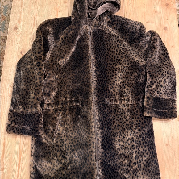 Vintage Shiff Leopard Print Double Sided Faux Fur Size9-10